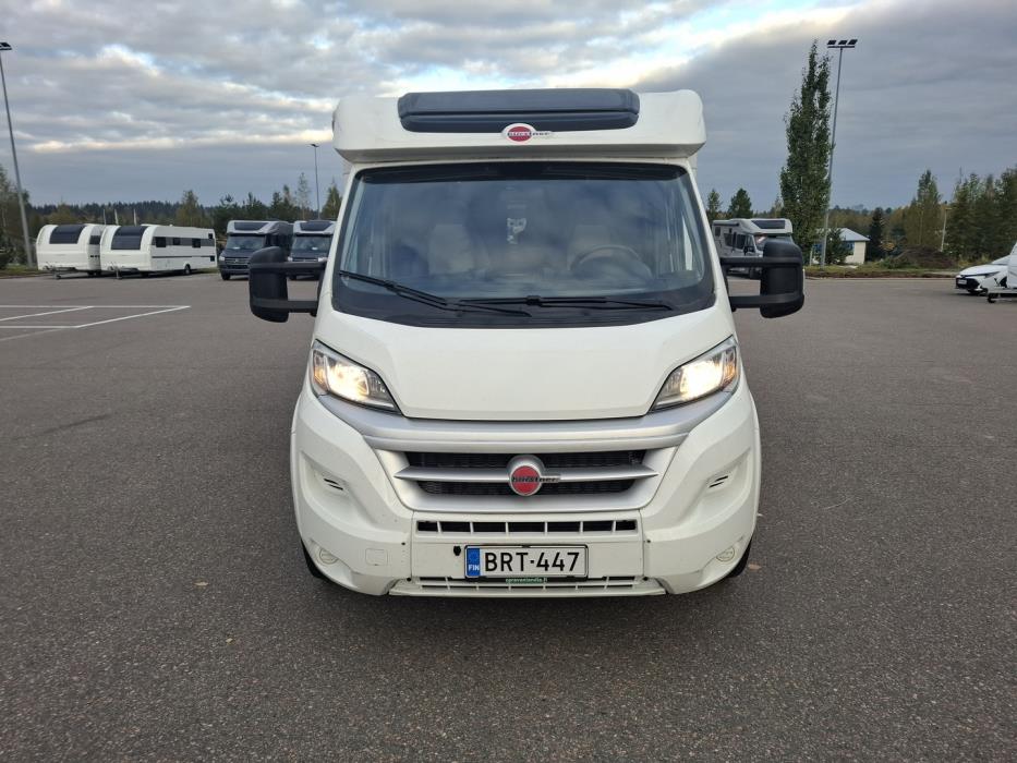 BÜRSTNER Nexxo T720 2015