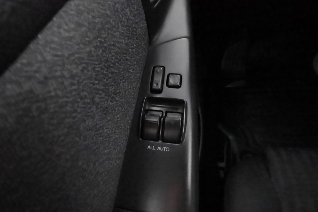 TOYOTA Corolla 2003