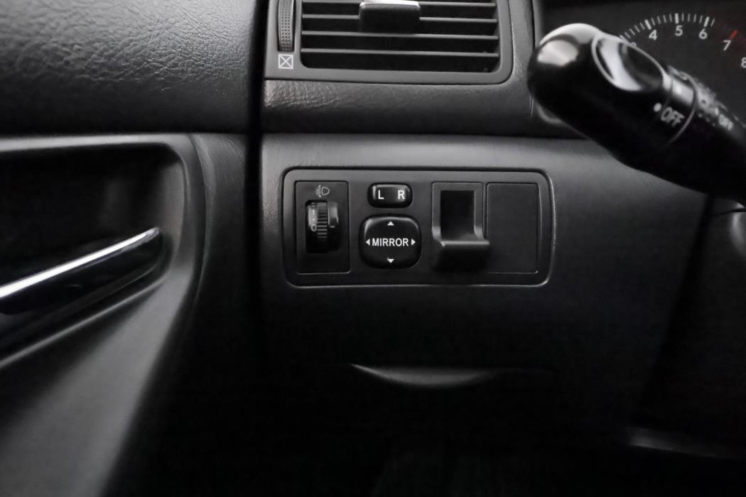 TOYOTA Corolla 2003