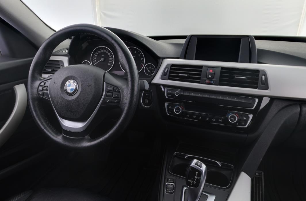 BMW 320 Gran Turismo 2018