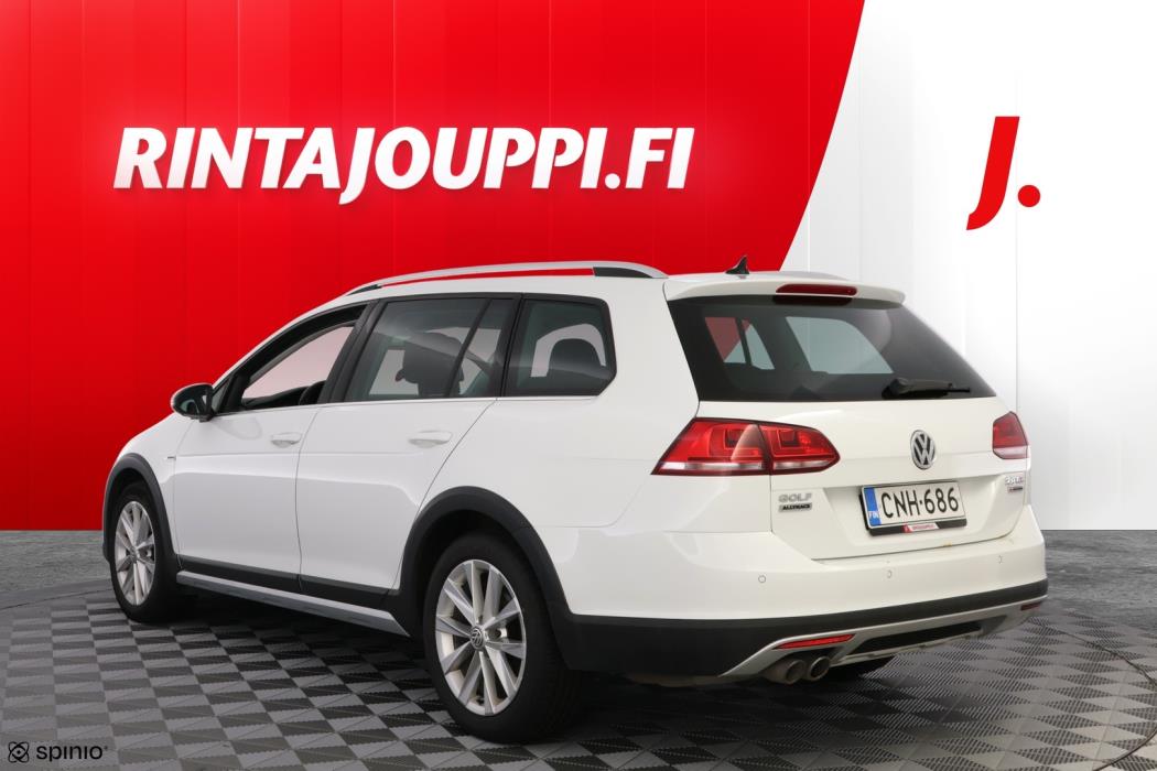 VOLKSWAGEN Golf 2016