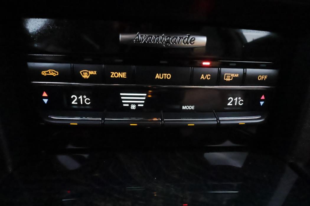 MERCEDES-BENZ E 2013