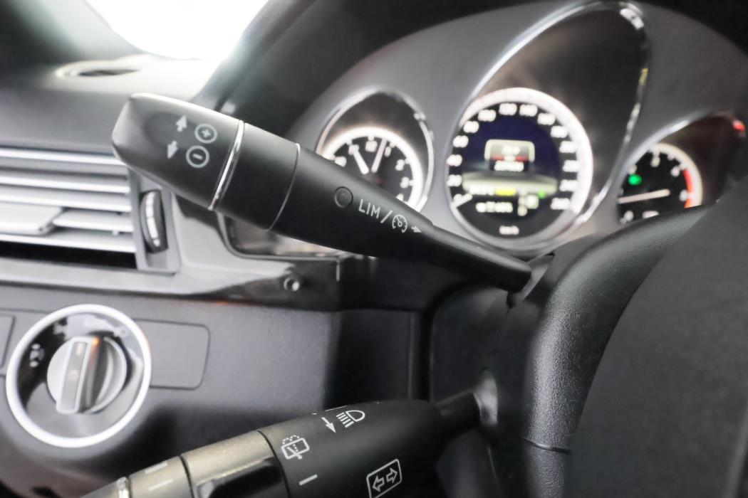 MERCEDES-BENZ E 2013