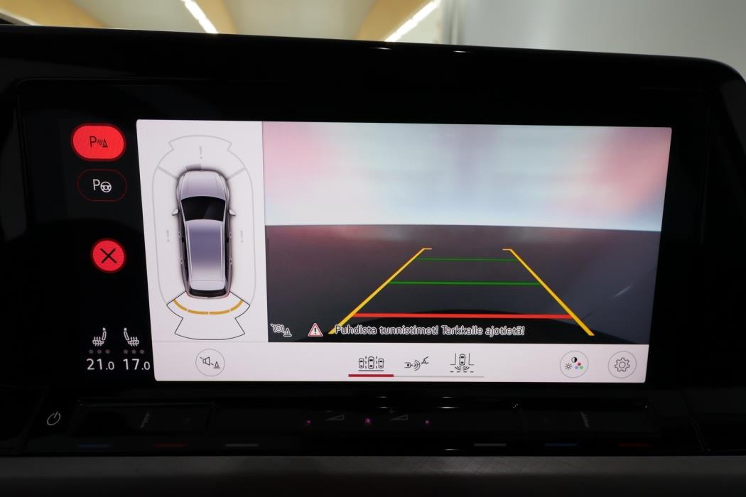 VOLKSWAGEN Golf 2021