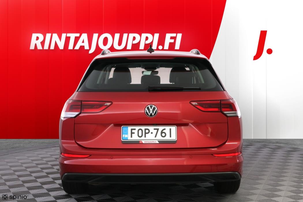 VOLKSWAGEN Golf 2021
