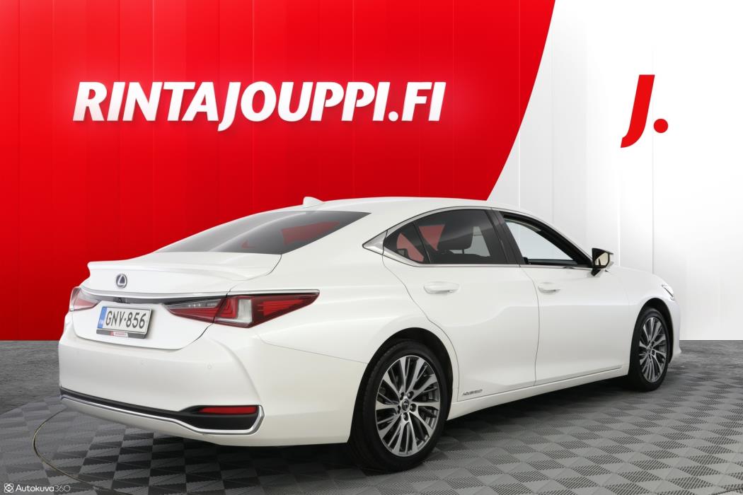 LEXUS ES 2019