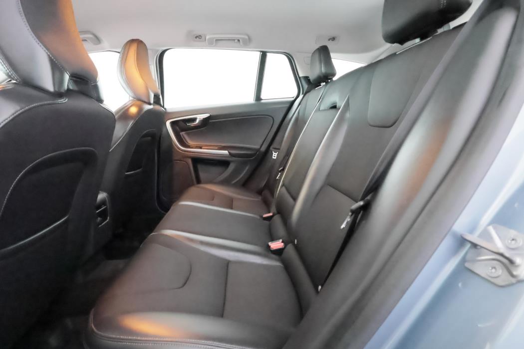 VOLVO V60 2018