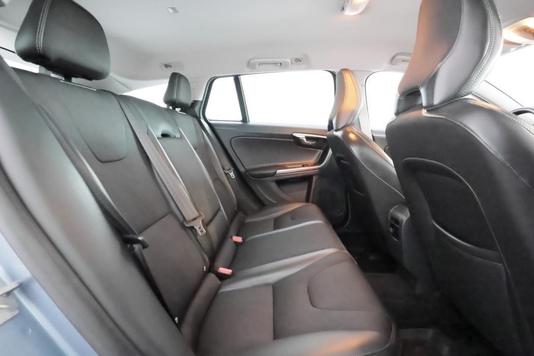 VOLVO V60 2018