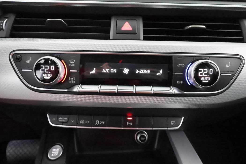 AUDI A4 2017