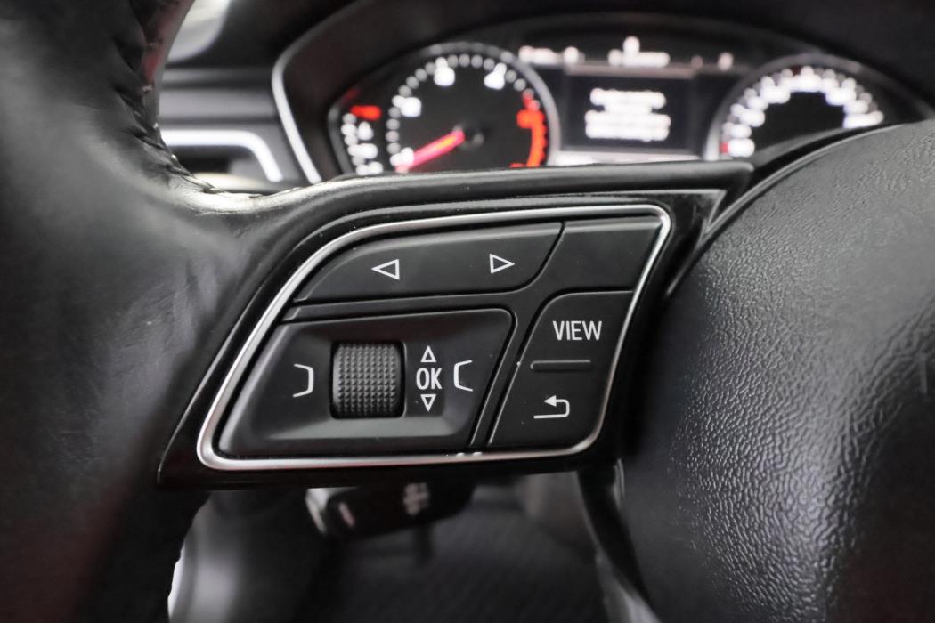 AUDI A4 2017