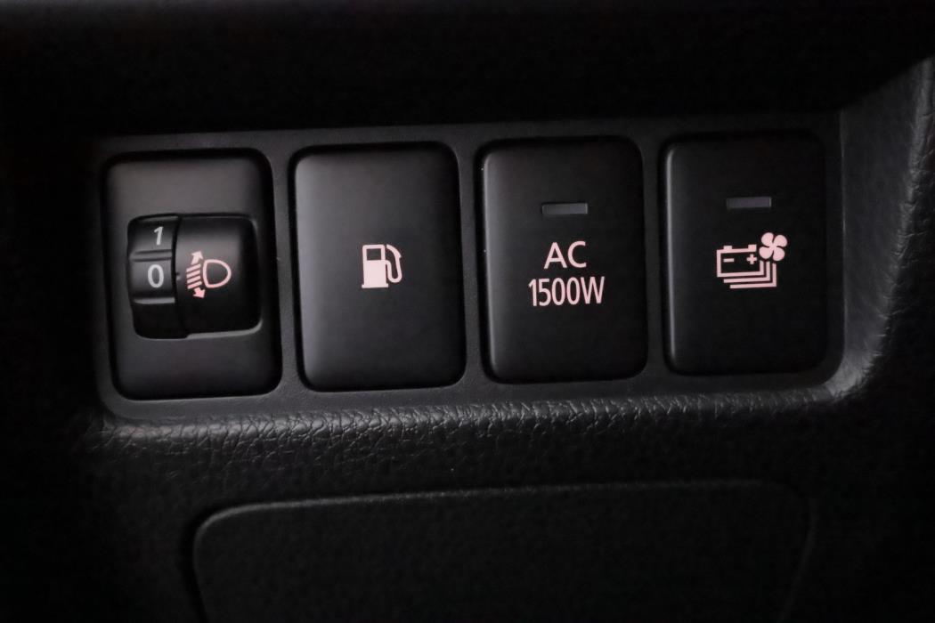 MITSUBISHI Eclipse 2022