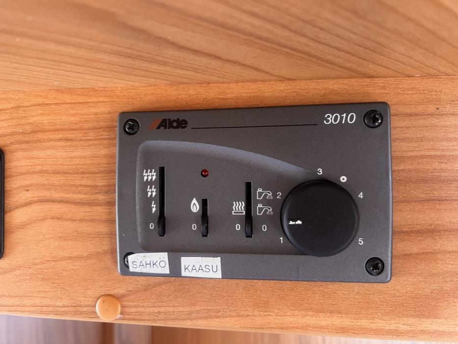 BÜRSTNER ARGOS A 747 2008