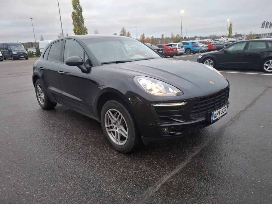 PORSCHE Macan 2015
