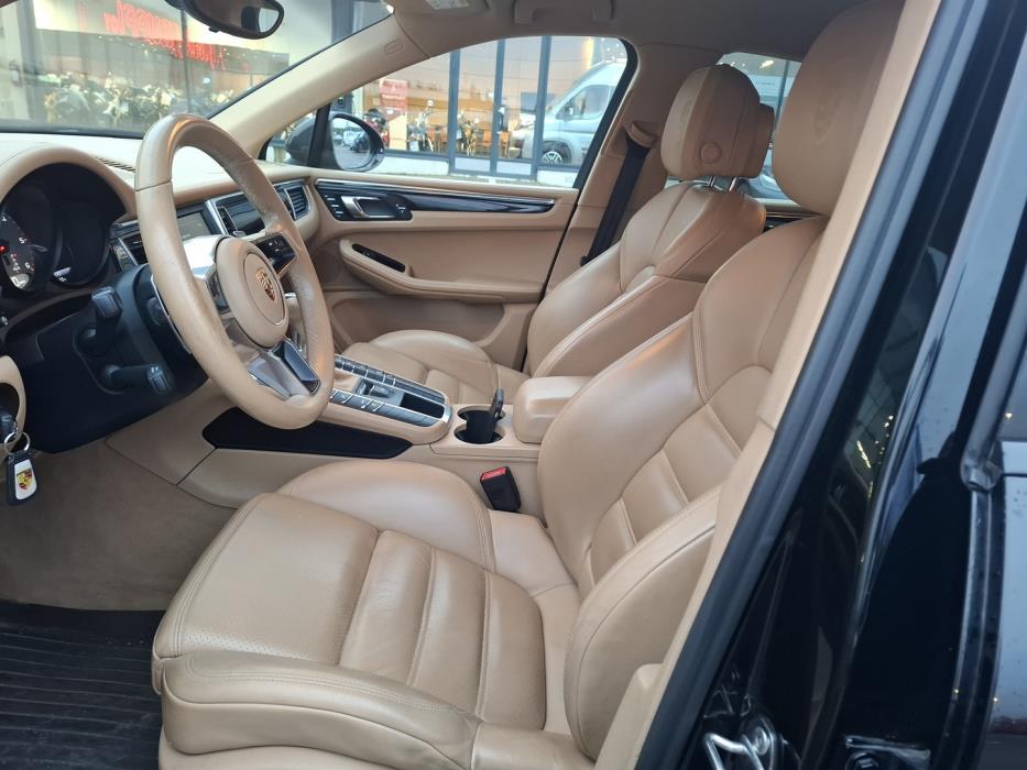 PORSCHE Macan 2015