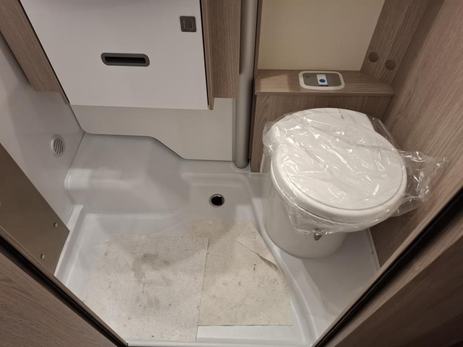 BÜRSTNER Lyseo Time T 690 G SkyLine Edition 2025 2025