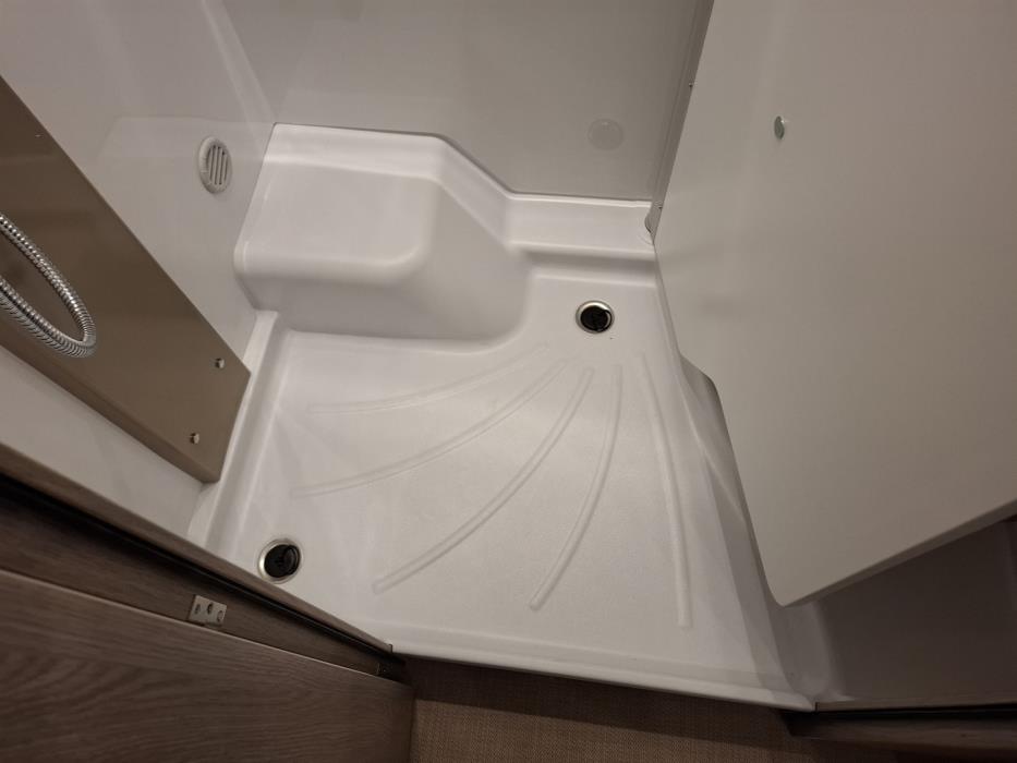 BÜRSTNER Lyseo Time T 690 G SkyLine Edition 2025 2025