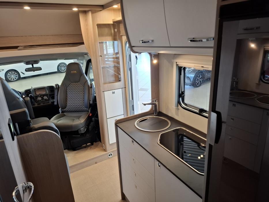 BÜRSTNER Lyseo Time T 690 G SkyLine Edition 2025 2025