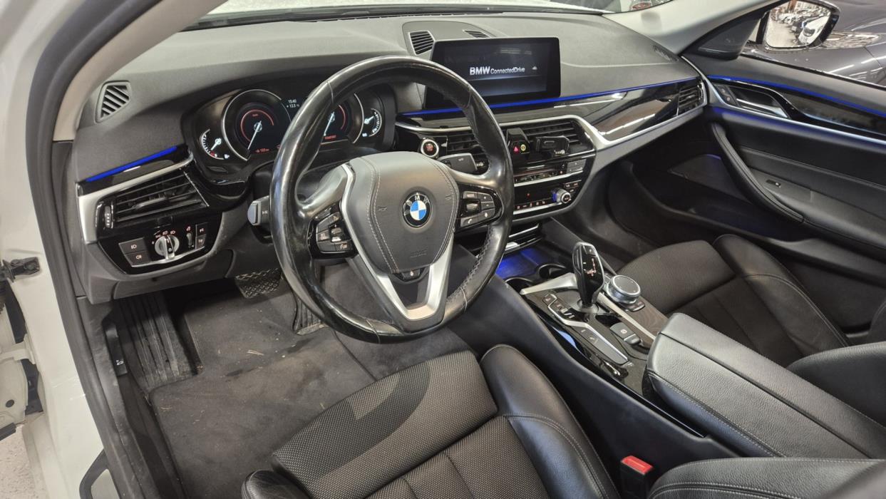 BMW 530 2019