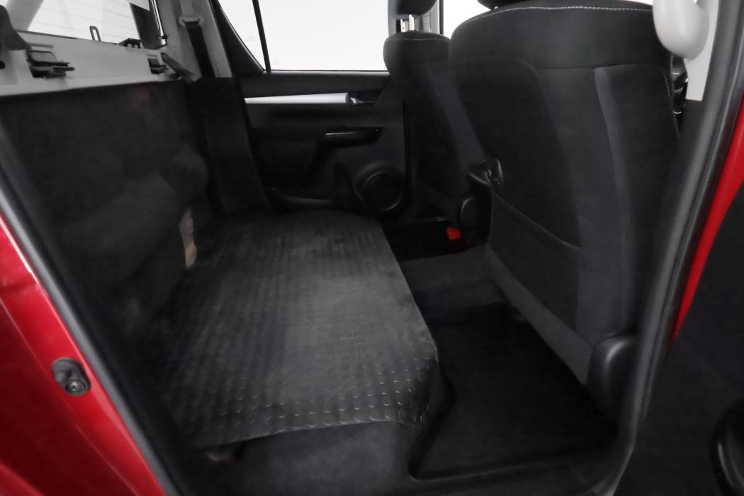 TOYOTA Hilux 2018