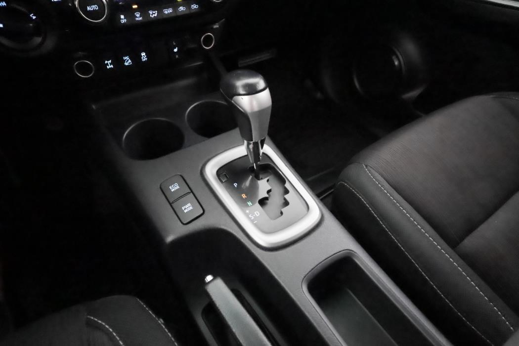 TOYOTA Hilux 2018