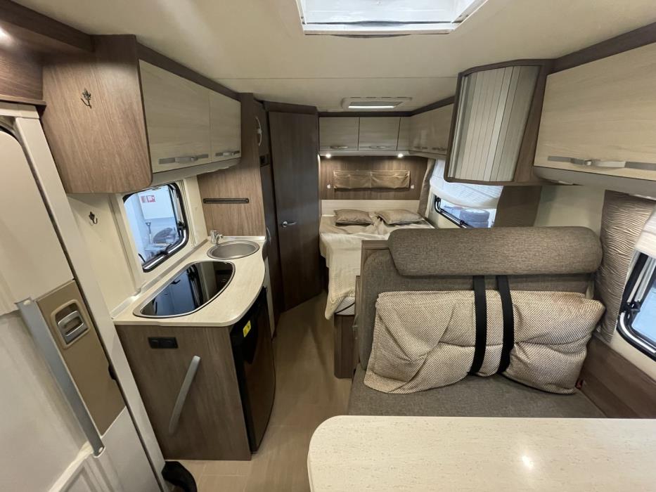 BÜRSTNER Nexxo Time T 569 2015