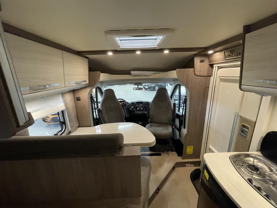 BÜRSTNER Nexxo Time T 569 2015