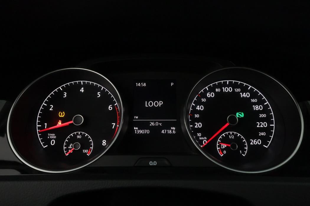 VOLKSWAGEN Golf 2014