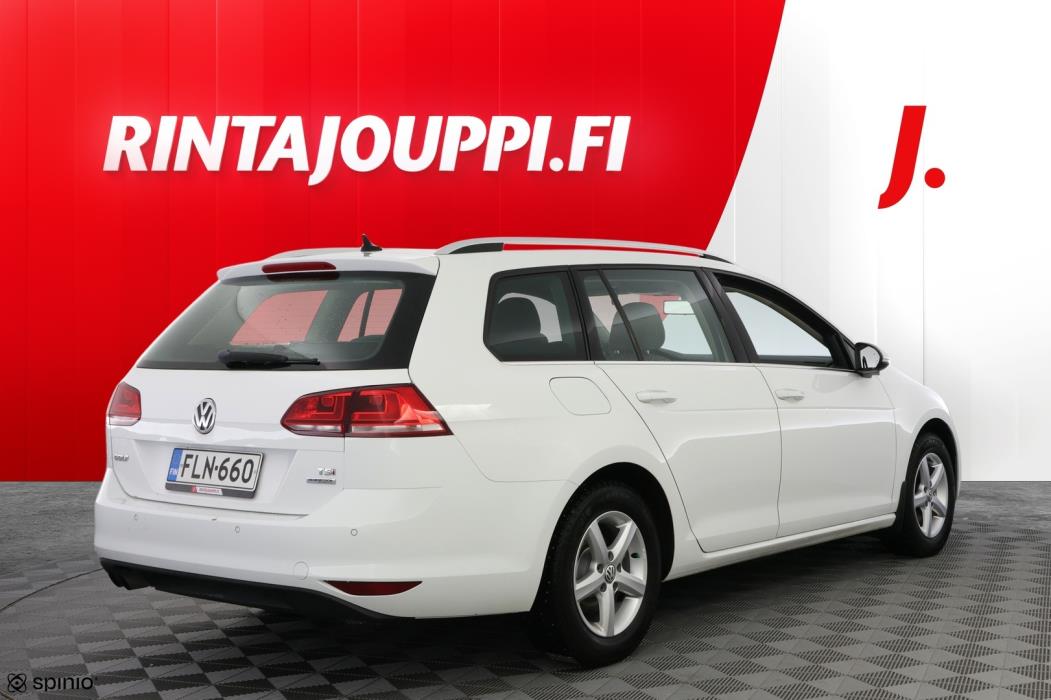 VOLKSWAGEN Golf 2014