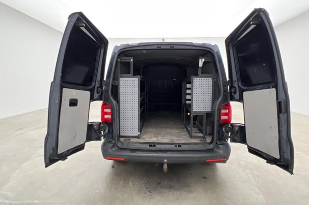 VOLKSWAGEN Transporter 2018