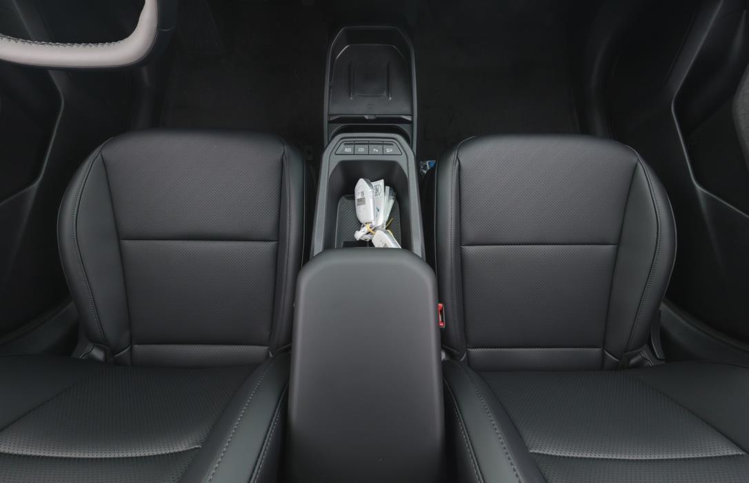 KIA EV4 2026