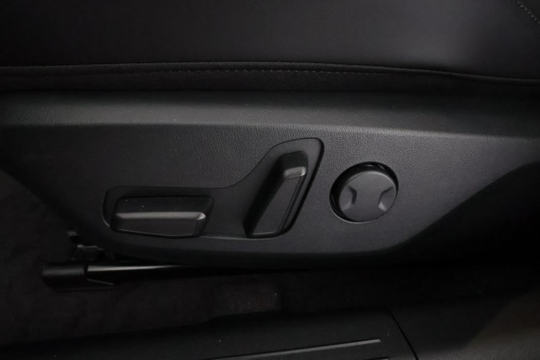 KIA EV4 2026