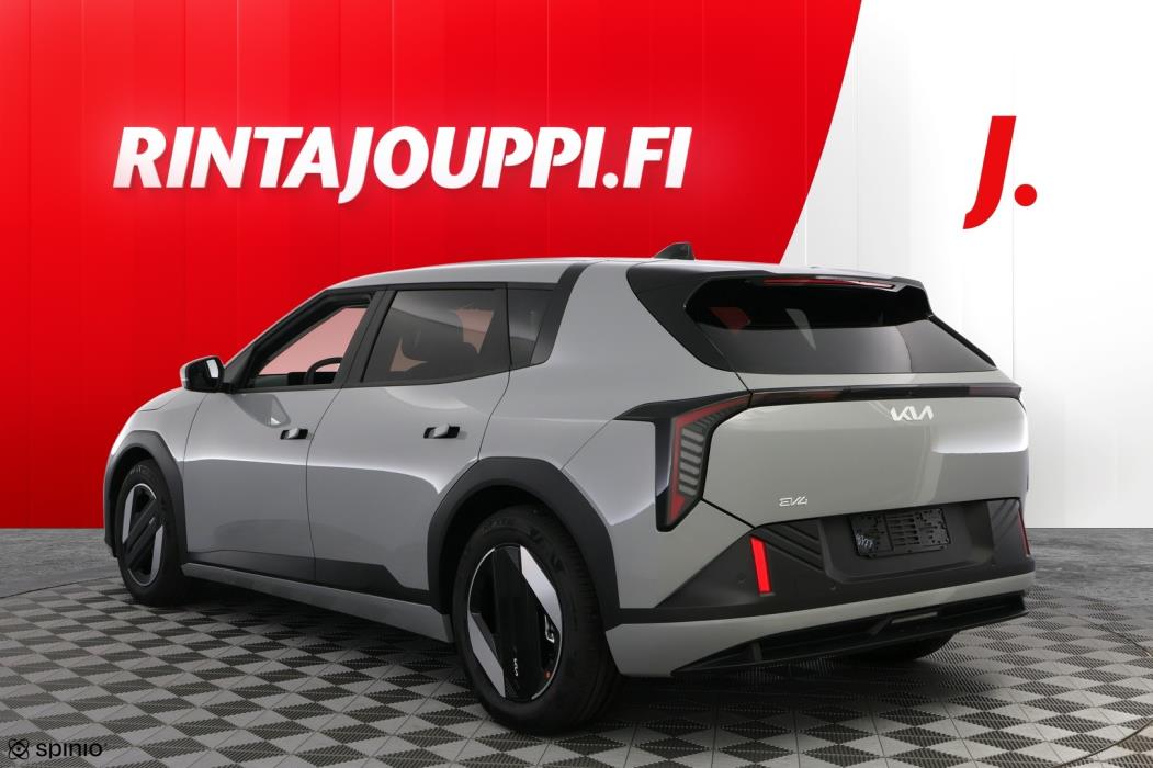 KIA EV4 2026