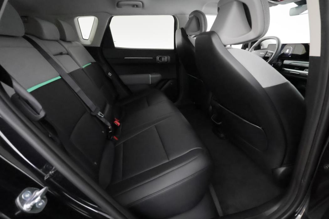 KIA EV4 2026