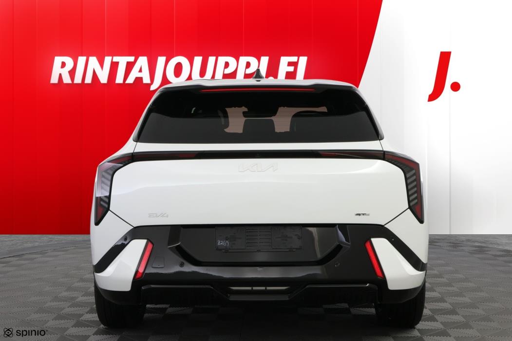 KIA EV4 2026
