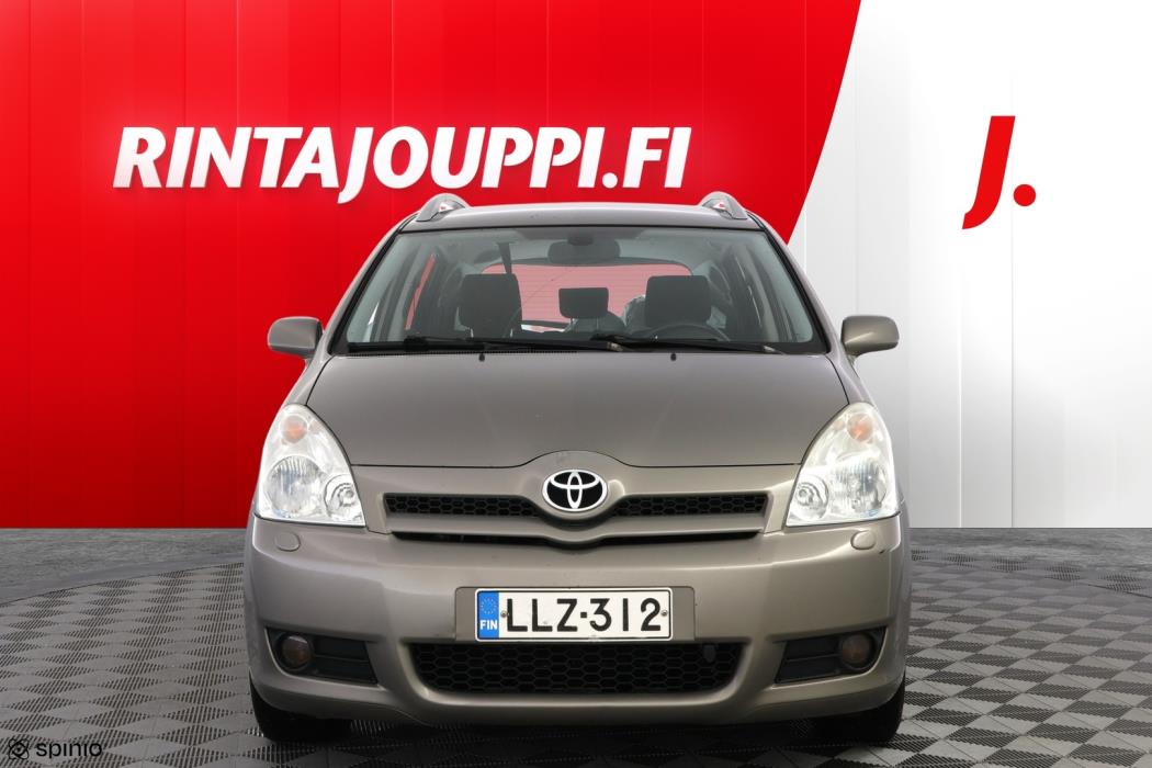 TOYOTA Corolla Verso 2006