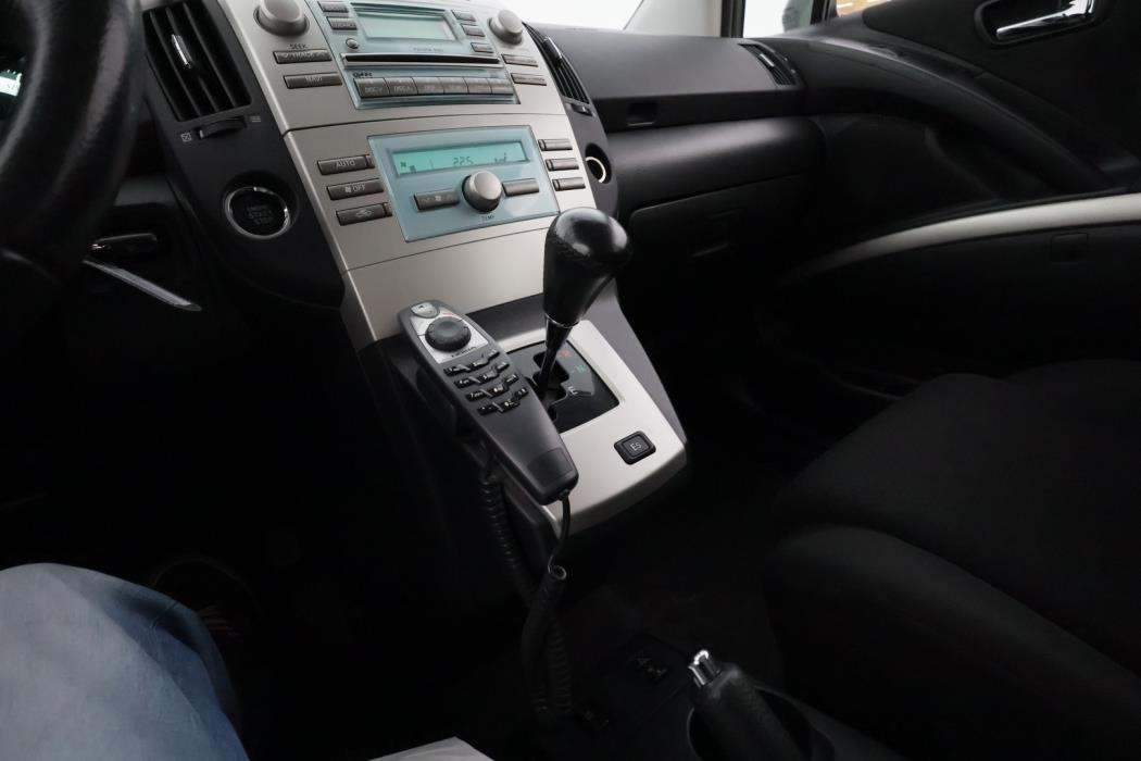 TOYOTA Corolla Verso 2006