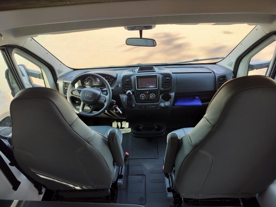 BÜRSTNER Lyseo Time T690 G Skyline Edition 2025