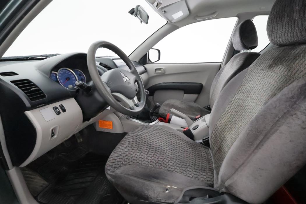 MITSUBISHI L200 2007