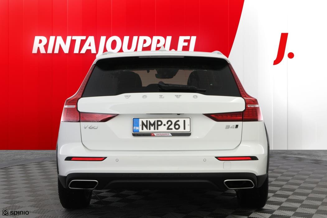 VOLVO V60 Cross Country 2022