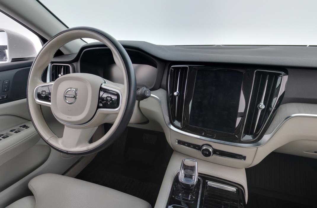 VOLVO V60 2019