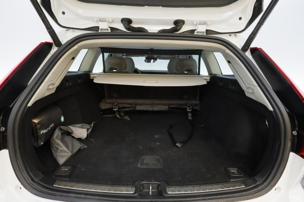 VOLVO V60 2019