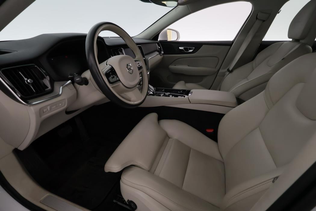 VOLVO V60 2019