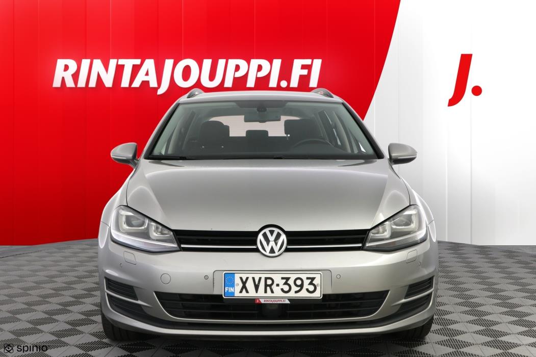 VOLKSWAGEN Golf 2014
