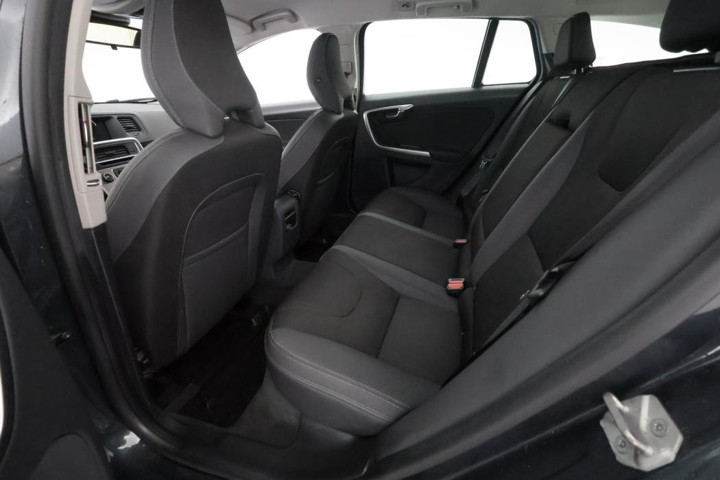 VOLVO V60 2014