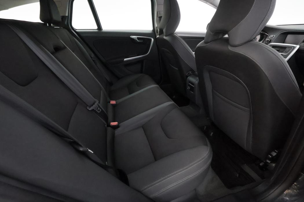 VOLVO V60 2014