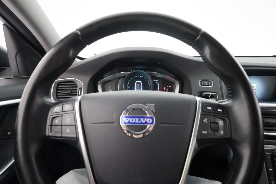 VOLVO V60 2014