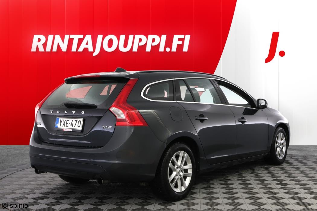 VOLVO V60 2014