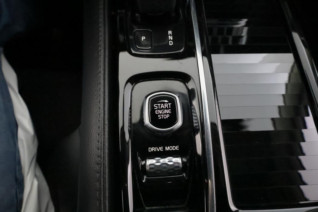 VOLVO V60 2020