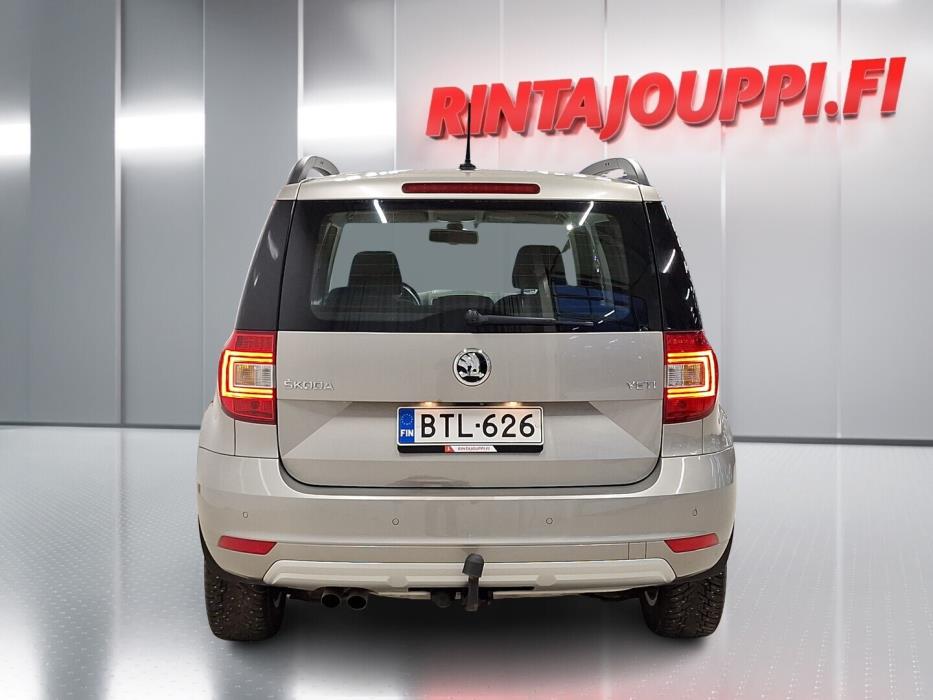 SKODA Yeti 2015