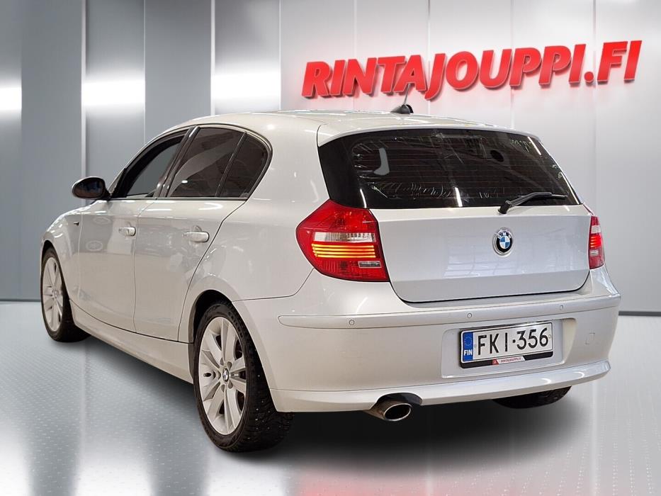 BMW 123 2009